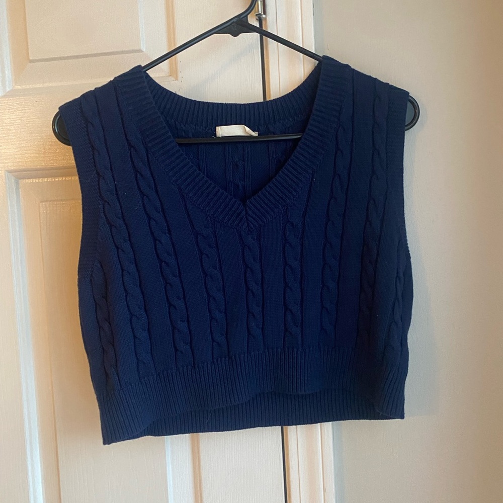 Altard State Navy Blue Cable Knit Sleeveless Cropped Top
